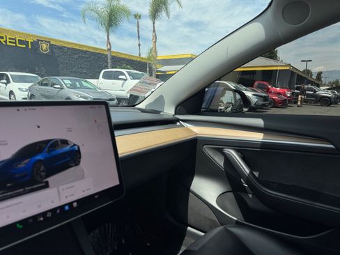 Used 2023 Tesla Model 3 Standard Range RWD image 23