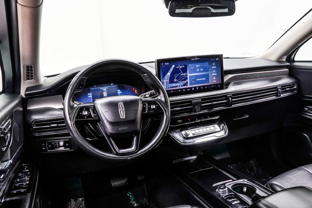 Used 2023 Lincoln Corsair Grand Touring AWD/4WD image 5