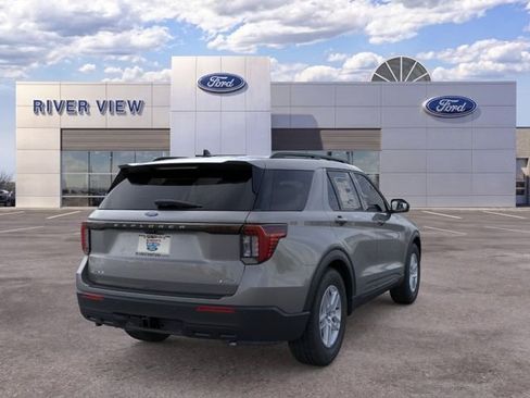 New 2026 Ford Explorer Active AWD/4WD image 8