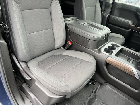 Used 2021 Chevrolet Silverado 1500 LT Trail Boss w/ Convenience Package II image 21