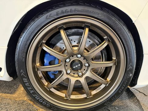 Used 2008 Volkswagen R32 AWD/4WD image 35