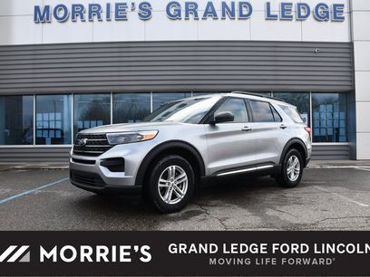 Used 2023 Ford Explorer XLT w/ Class IV Trailer Tow Package