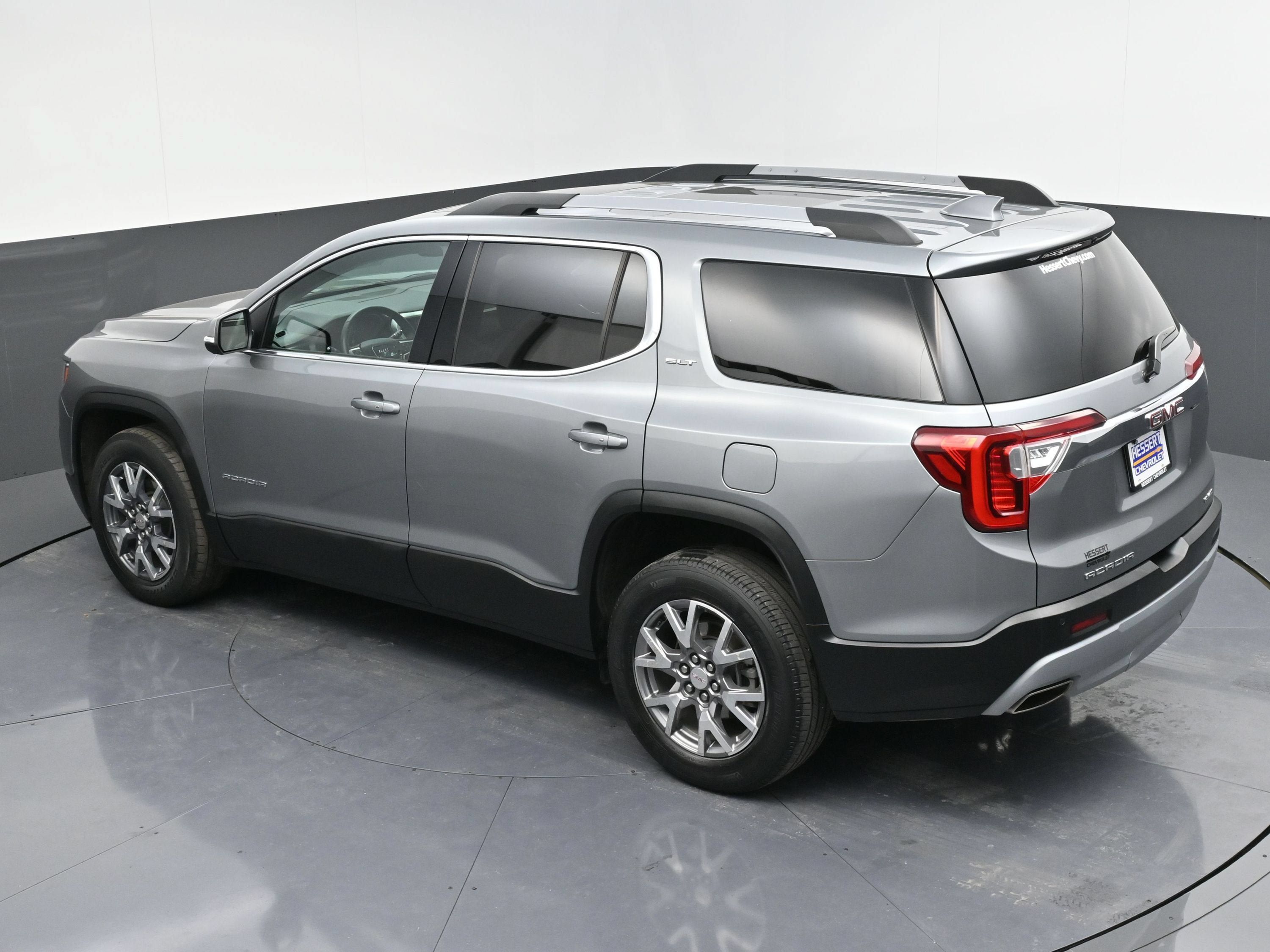 Certified 2023 GMC Acadia SLT w/ Technology Package AWD/4WD image 52
