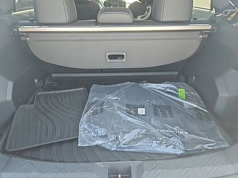 Used 2024 Subaru Crosstrek 2.5i Limited image 37