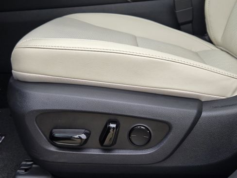 New 2026 Lexus RX 350 FWD image 16