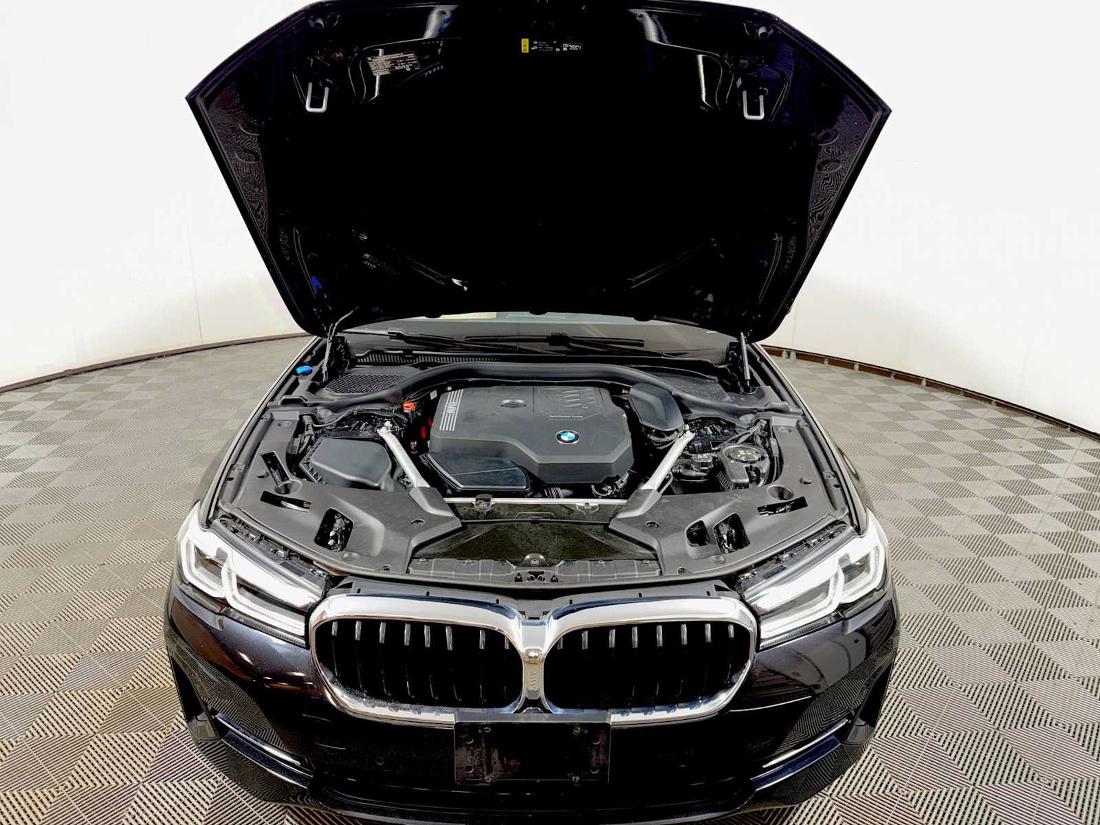 Used 2023 BMW 530i xDrive w/ Convenience Package AWD/4WD image 31