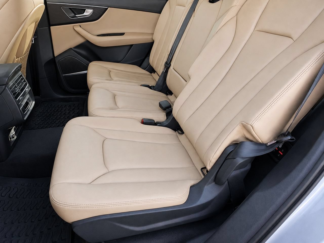 Used 2021 Audi Q7 3.0T Premium Plus AWD/4WD image 34
