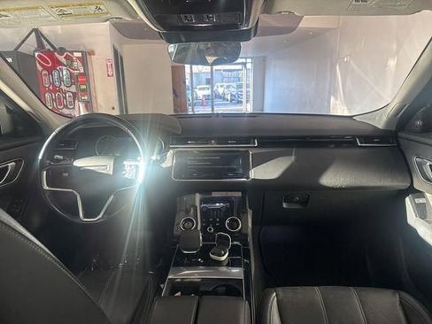 Used 2021 Land Rover Range Rover Velar S image 19