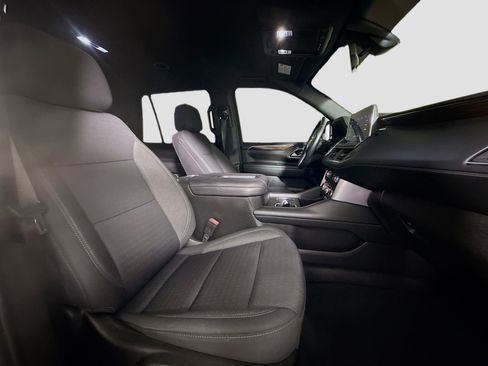 Used 2021 GMC Yukon SLE AWD/4WD image 29