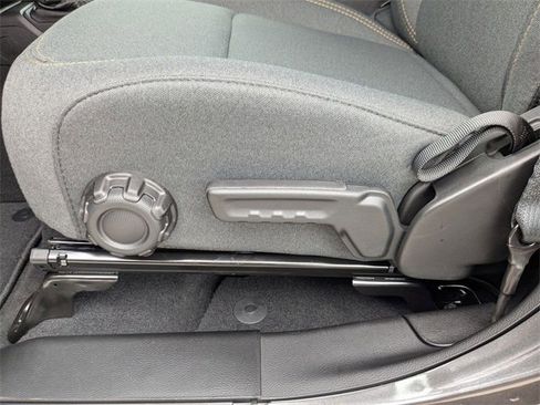 New 2025 Jeep Gladiator Sport image 12