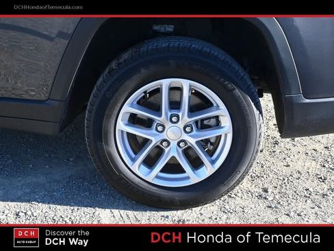 Used 2024 Jeep Grand Cherokee L Laredo image 21