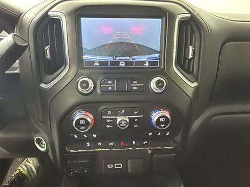 Used 2021 GMC Sierra 1500 AT4 AWD/4WD image 25