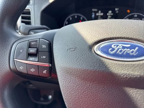 New 2025 Ford Transit 250 148 Medium Roof image 15