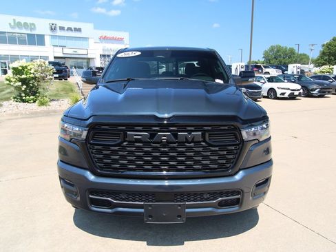 Used 2025 RAM 1500 Big Horn AWD/4WD image 2
