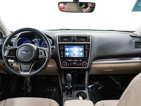 Used 2019 Subaru Outback 2.5i Limited w/ Protection Package #1 AWD/4WD image 17