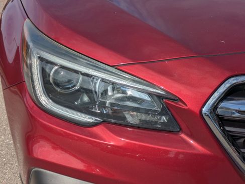 Used 2019 Subaru Outback 2.5i Premium image 10