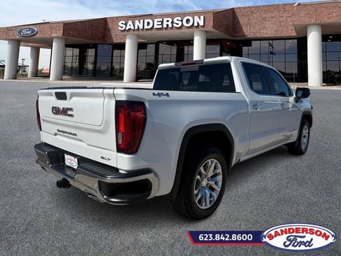 Used 2022 GMC Sierra 1500 SLT w/ SLT Premium Plus Package image 3