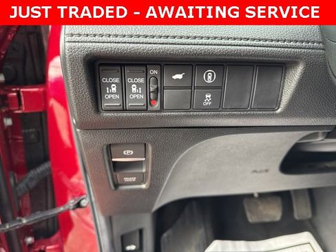 Used 2024 Honda Odyssey Sport image 14