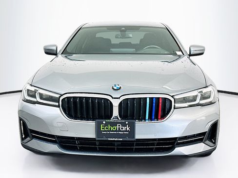 Used 2023 BMW 530i xDrive w/ Premium Package AWD/4WD image 2