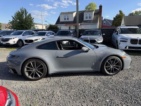 Used 2024 Porsche 911 Carrera RWD image 8