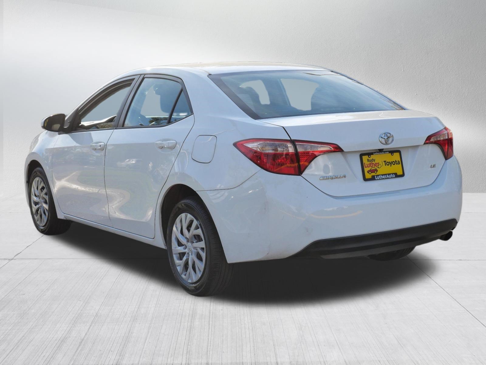 Certified 2019 Toyota Corolla LE FWD image 5