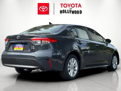 New 2026 Toyota Corolla LE FWD image 4