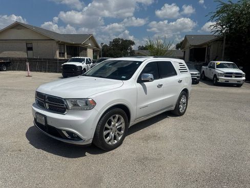 Used 2018 Dodge Durango Citadel w/ Technology Group RWD image 2
