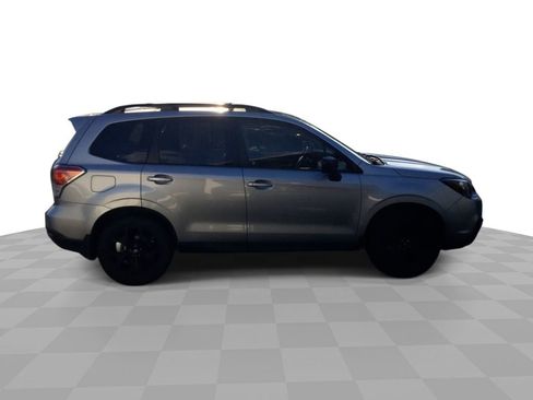 Used 2018 Subaru Forester 2.5i Premium image 9