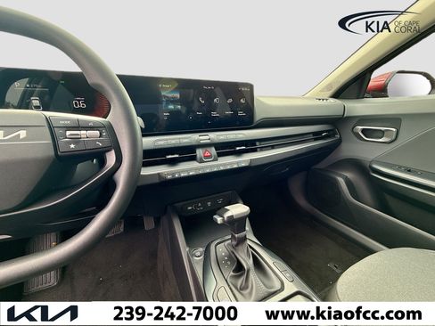 Certified 2025 Kia K4 LXS image 25