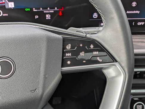 Used 2025 Audi Q5 Premium Plus w/ Premium Plus image 19