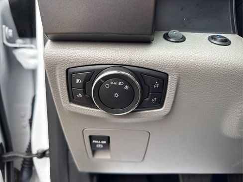 Used 2018 Ford F150 XLT image 25