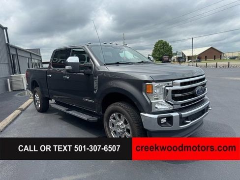 Used 2020 Ford F350 Lariat w/ Lariat Ultimate Package AWD/4WD image 2