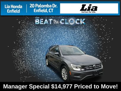 Used 2018 Volkswagen Tiguan SE w/ Panoramic Sunroof Package