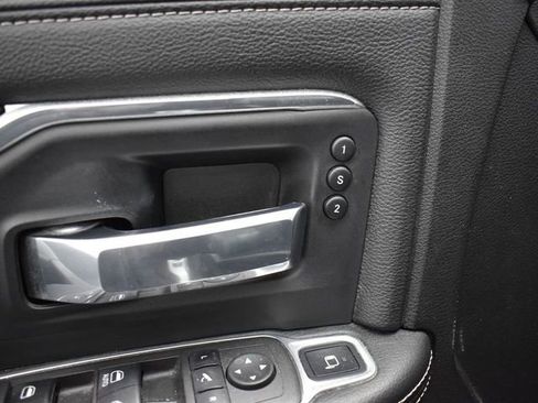 Used 2022 RAM 2500 Laramie w/ Night Edition image 13