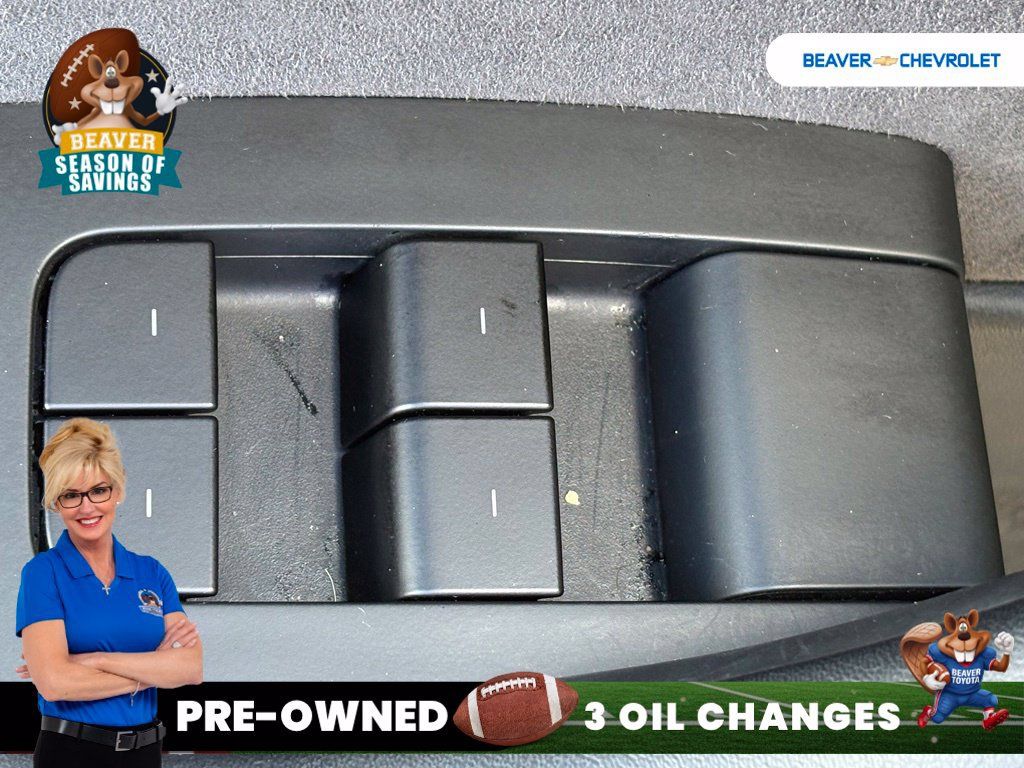 Used 2025 Tesla Model Y Long Range RWD image 33