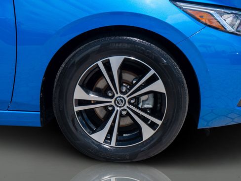 Used 2023 Nissan Sentra SV image 7