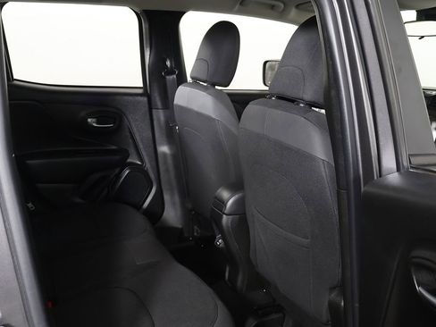 Used 2020 Jeep Renegade Altitude AWD/4WD image 23