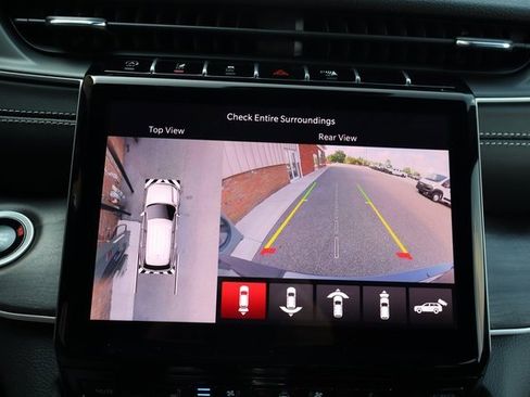 New 2025 Jeep Grand Cherokee Limited w/ Luxury Tech Group II image 21