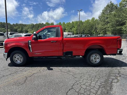 New 2025 Ford F250 XL w/ XL Chrome Package image 4