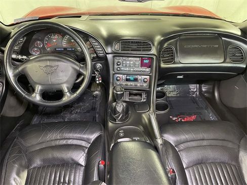 Used 2000 Chevrolet Corvette Convertible w/ Memory Pkg image 22