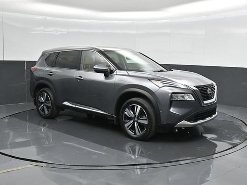 Used 2023 Nissan Rogue Platinum AWD/4WD image 6