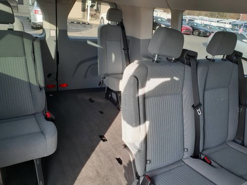 Used 2016 Ford Transit 350 XLT image 19