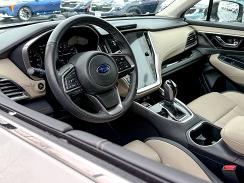 Used 2024 Subaru Outback Limited image 11