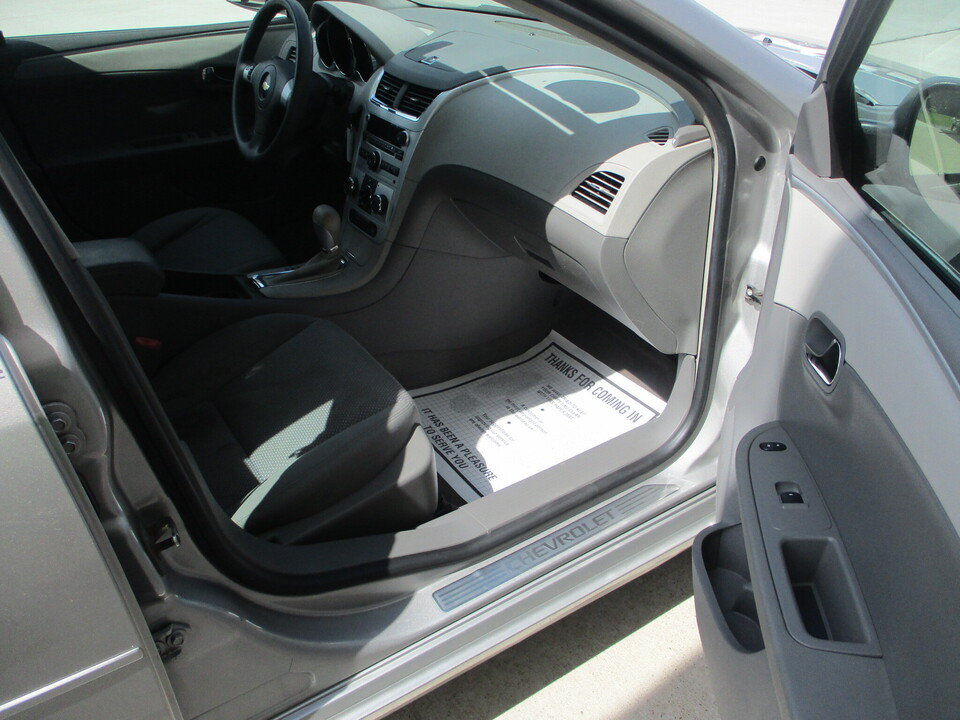 Used 2008 Chevrolet Malibu LS FWD image 20