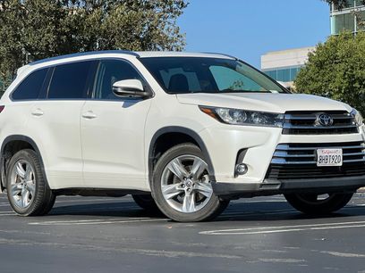 Used 2019 Toyota Highlander Limited