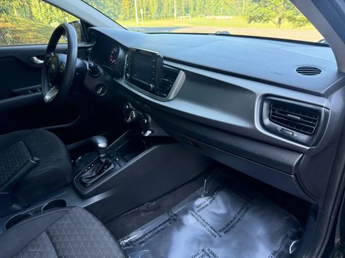 Used 2020 Kia Rio S image 18
