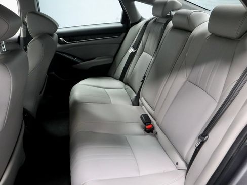 Used 2020 Honda Accord Touring image 22