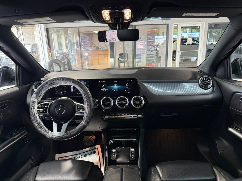 Used 2023 Mercedes-Benz GLA 250 4MATIC w/ Premium Package image 22