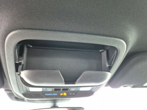 Used 2023 Ford Explorer Platinum image 30