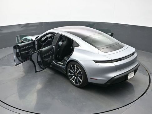 Certified 2020 Porsche Taycan 4S image 29